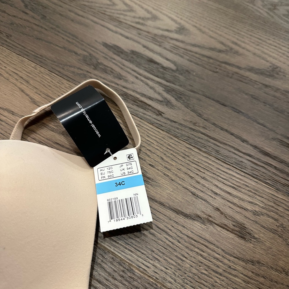 Wacoal Cream Bra - Picture 3 of 5